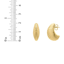 Load image into Gallery viewer, 14k Yellow Gold 20mm Graduated Puffy Ribbed Shell Hoop Earrings
