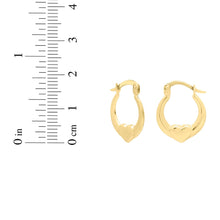 Load image into Gallery viewer, 14k Yellow Gold 18.5mm Heart Hoops Earrings
