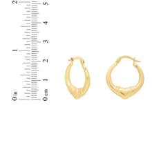 Load image into Gallery viewer, 14k Yellow Gold 18.5mm Heart Hoops Earrings
