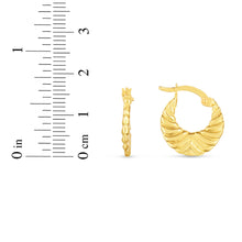 Load image into Gallery viewer, 14k Yellow Gold 16.9mm Polished Graduated Grooved Fancy Hoop Earrings
